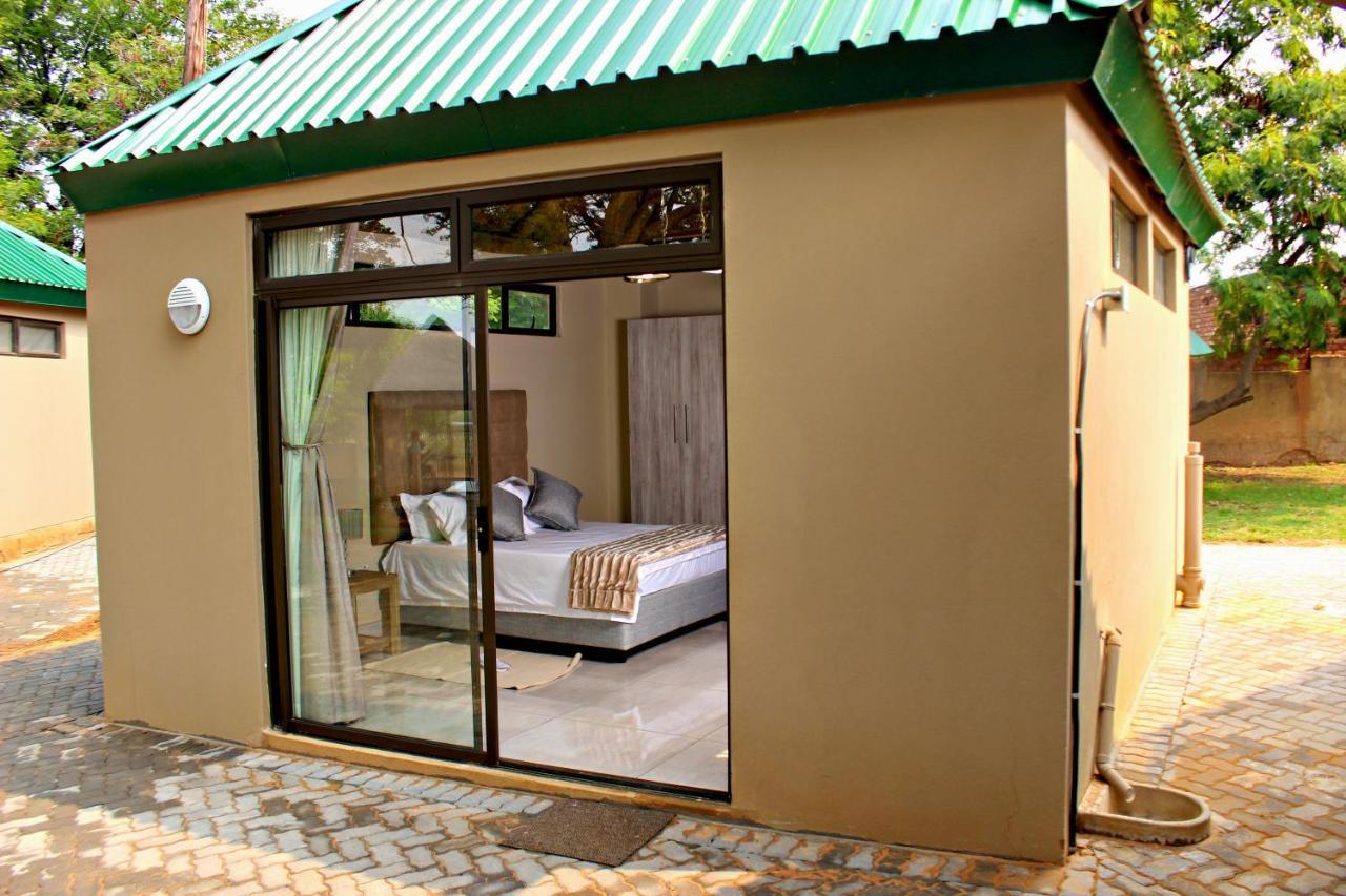 Zoe Bush Lodge Pretoria Ngoại thất bức ảnh