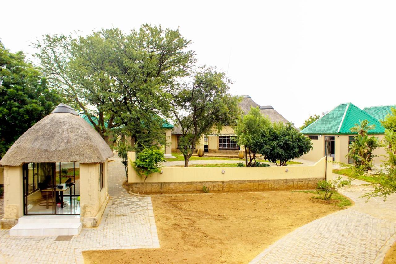 Zoe Bush Lodge Pretoria Ngoại thất bức ảnh