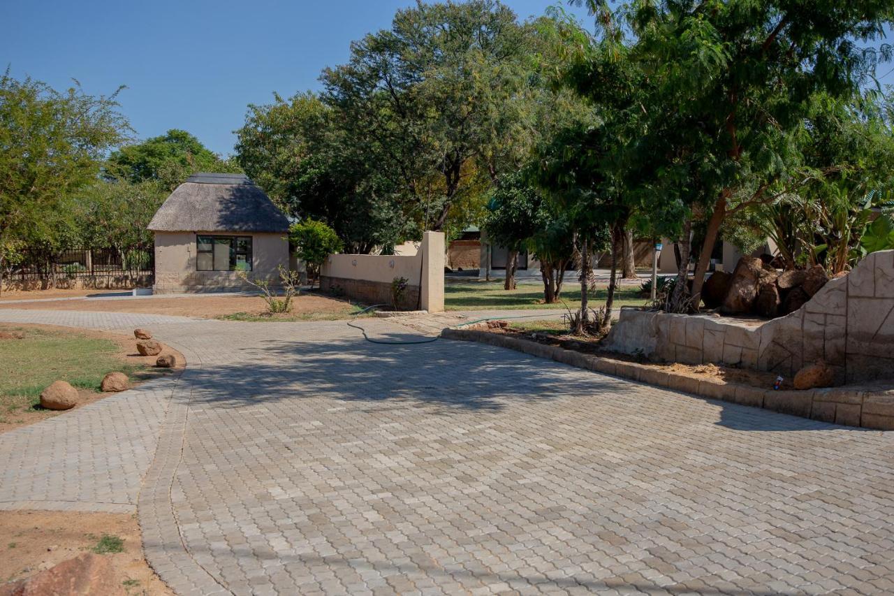 Zoe Bush Lodge Pretoria Ngoại thất bức ảnh